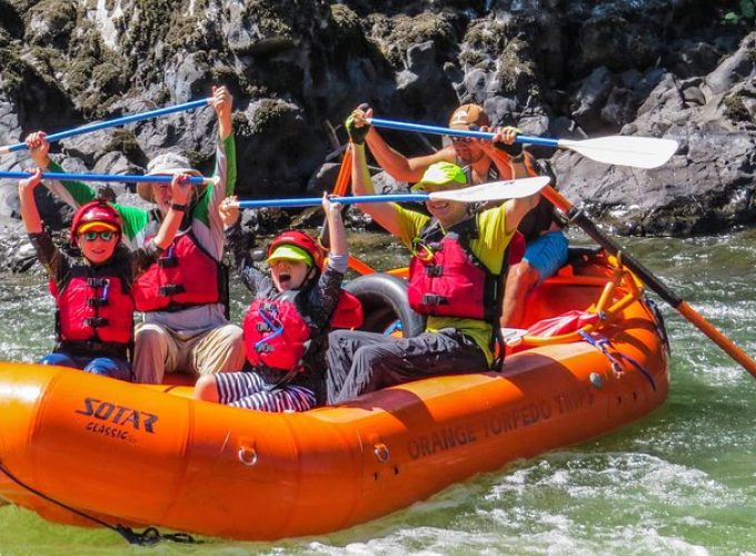 Rogue River Hellgate Canyon PM Half-Day Raft Trip