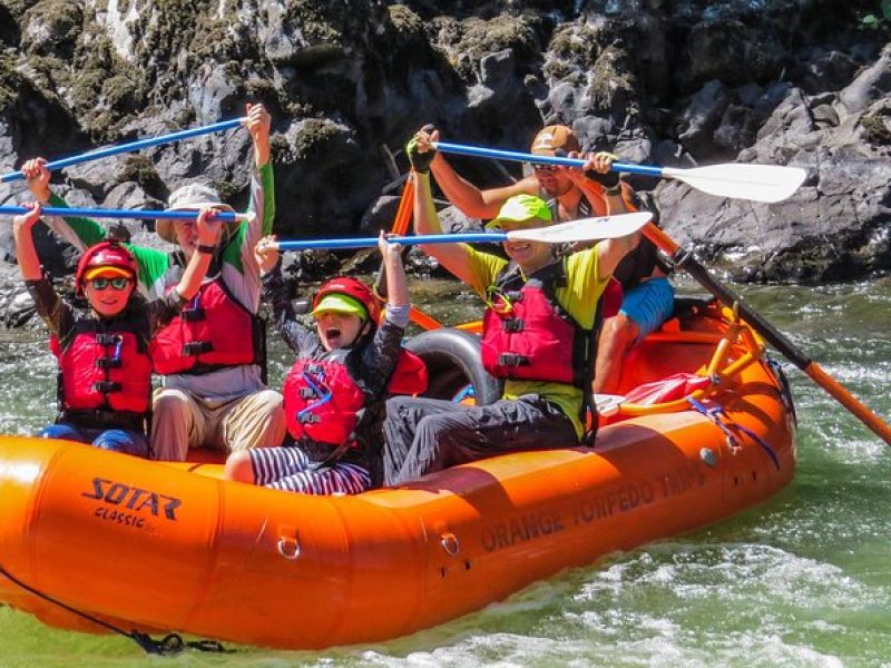 Rogue River Hellgate Canyon PM Half-Day Raft Trip