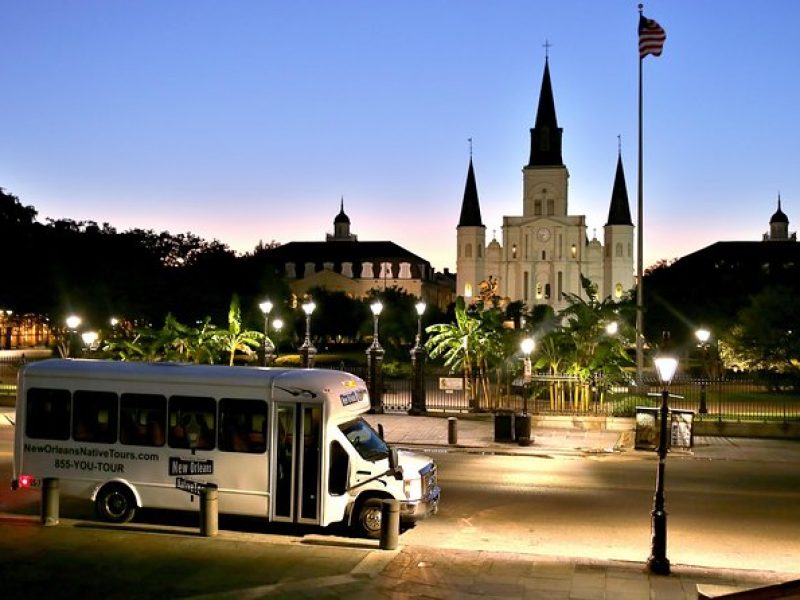 New Orleans Dead of Night Ghosts and Cemetery Bus Tour