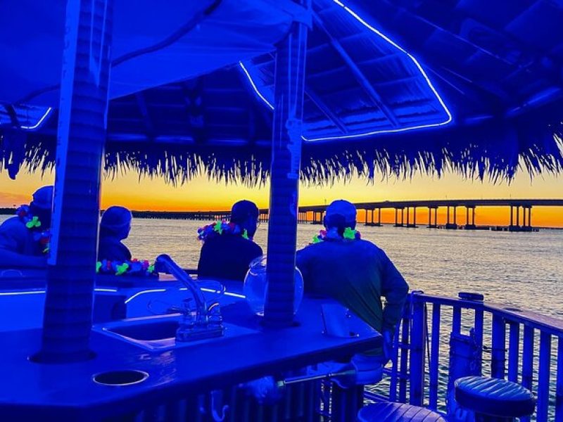 TAILFINS Destin Tiki Boat/Sunset/Crab Island/Destin Harbor