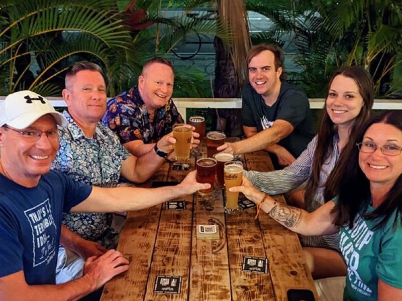 History Tour Pub Crawl in Waikiki