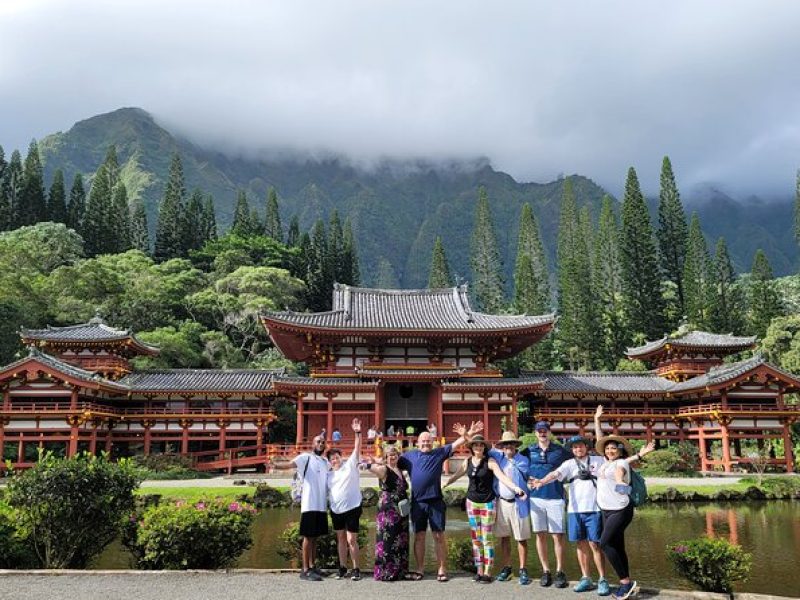 Private: Byodo-in Temple with Discounted Waimea Botanical Garden