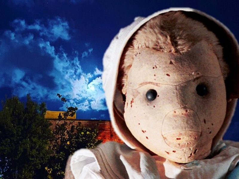 Fort East Martello Ghost Tour & VIP Robert the Doll Experience