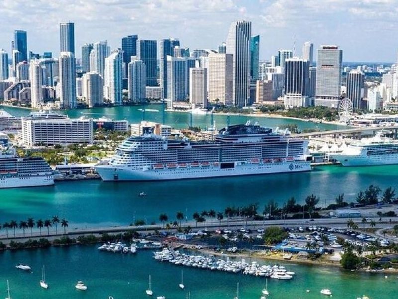 Shuttle Service for Groups and Families in Port of Miami