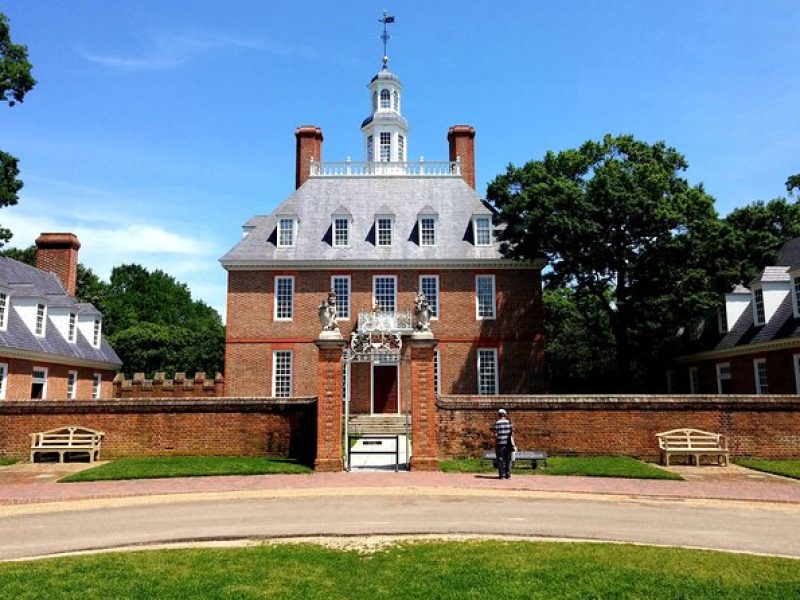 Private Full-Day Tour Live the Colonial Williamsburg Experience