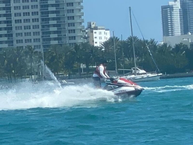 JetSki Experience for 1 or 2 hours in Miami Beach (Duffy's)