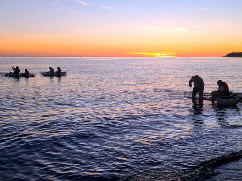 Sunset/Glow Clear Kayak Tour in Olowalu