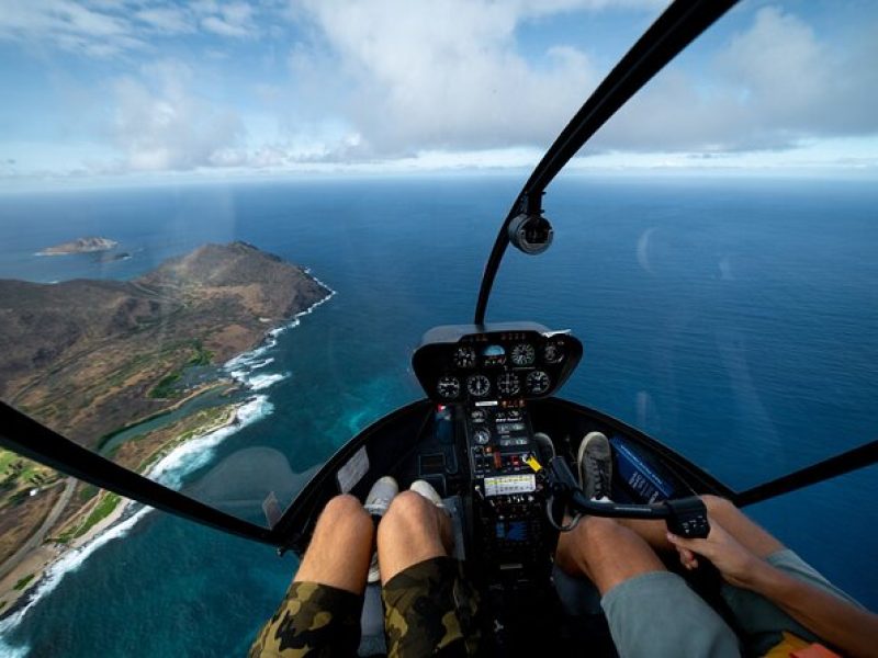 30 Minutes PRIVATE Helicopter Tour in Honolulu