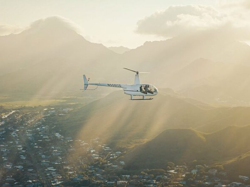 60 Minutes SHARED Helicopter Tour in Honolulu