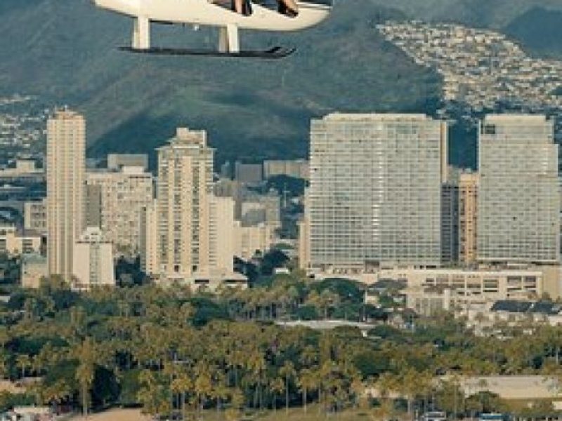 18 Minutes SHARED Helicopter Tour in Honolulu