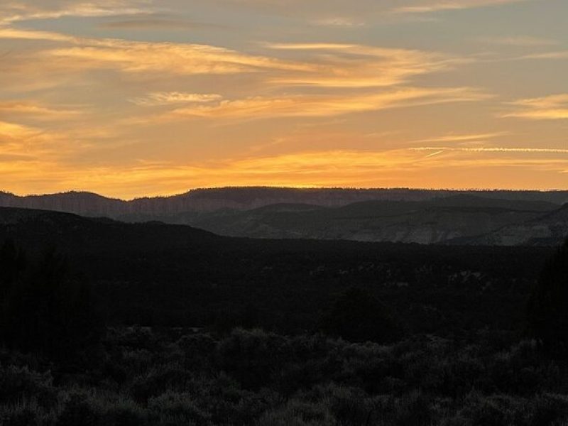 2.5hr Willis Creek/Sunset Tour Paria Valley