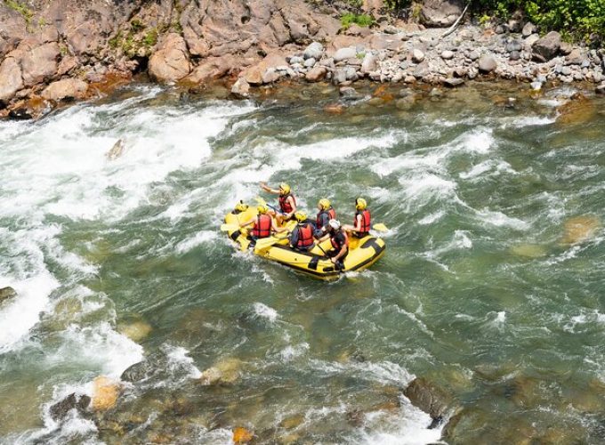 Private Tour National Park Whitewater Rafting in New River Gorge