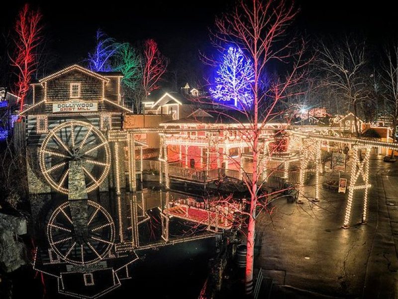 New Improved Smoky Mountain Holiday Light Spectacular