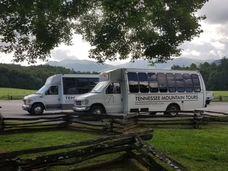 Cades Cove Sightseeing Bus Tour from Pigeon Forge