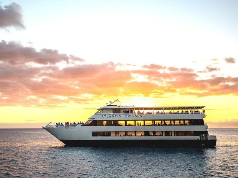 Waikiki Sunset Cocktail Cruise aboard the Majestic by Atlantis