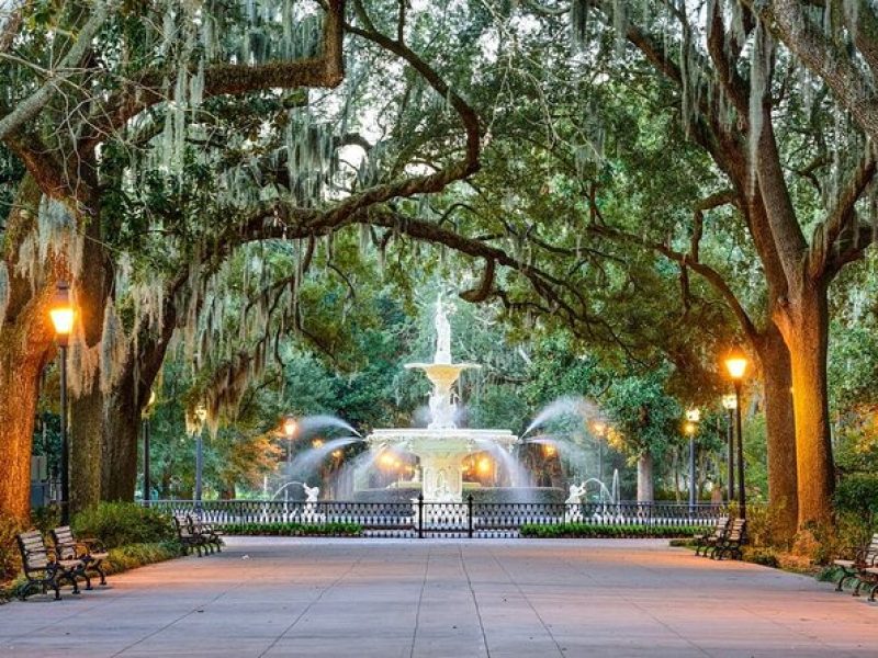 The History Buff: Private Savannah Walking Tour