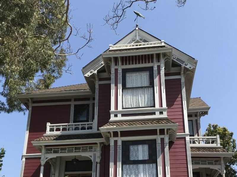 Half-Day Los Angeles Historic Districts Private Guided Tour