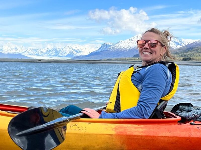 Kayak Glacier Rivers Tour