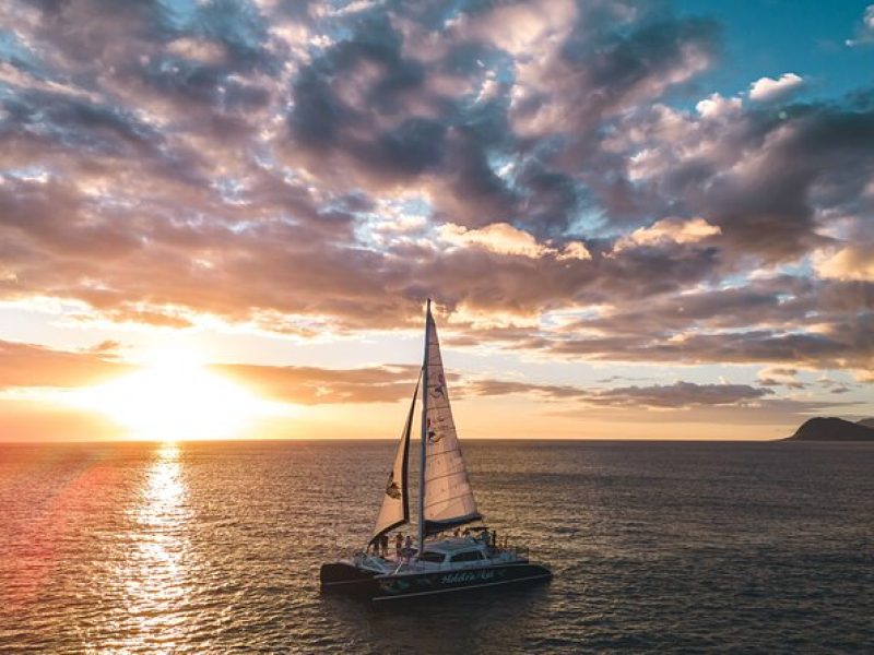 2-Hour Oahu Sunset Catamaran Sail