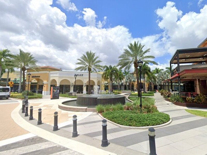 Sawgrass Outlet Mall from Miami Beach