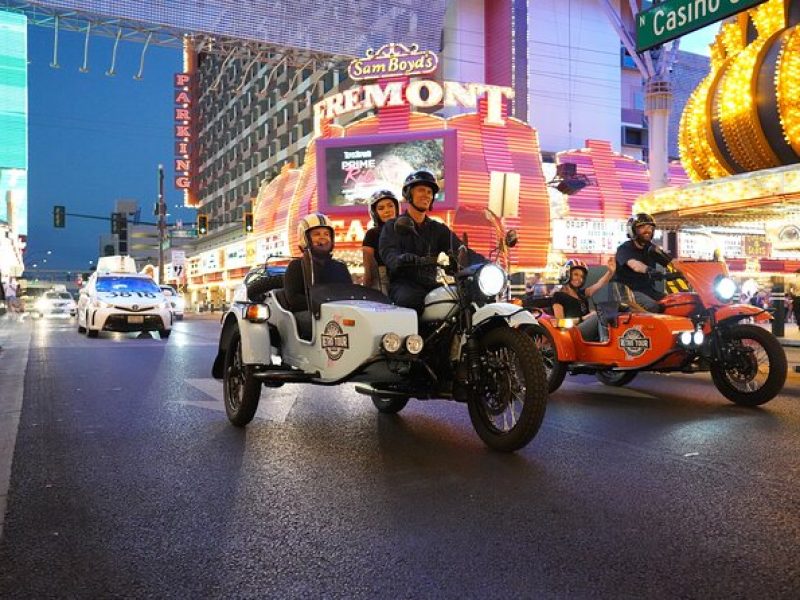 2-Hour Private Tour of Las Vegas by Night on a Sidecar