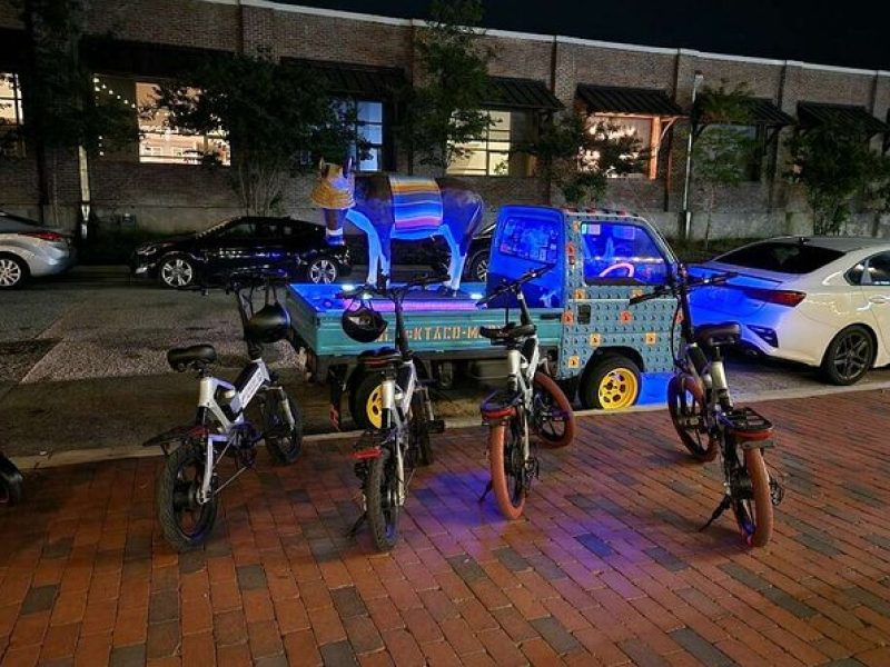 2-Hour Night Rider E-Bike Bar Crawl – Safe & Fun