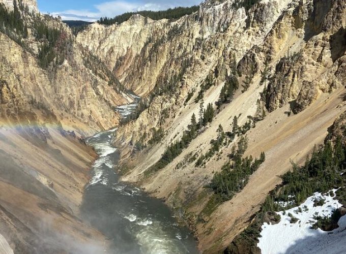 Full Day Private Yellowstone Tour