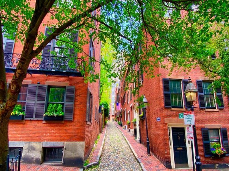 Beacon Hill + Back Bay History + Photo Walking Tour(SMALL Group)