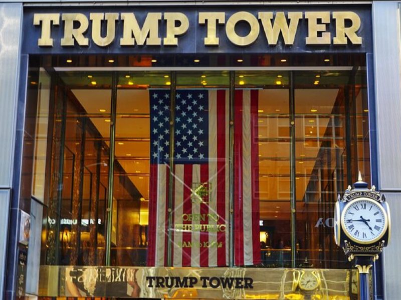 Donald Trump Buildings in NYC Private Walking Tour