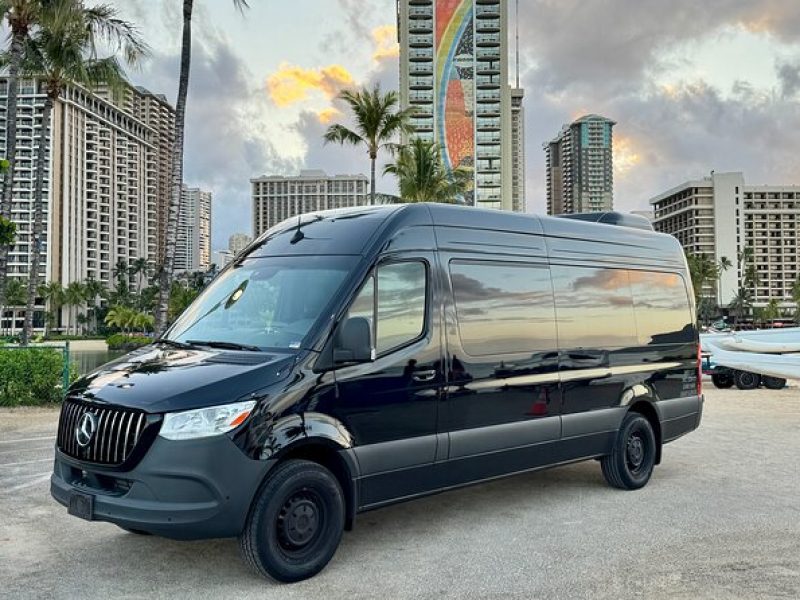 Honolulu Hotel, Airport, Port -Private Transfer(1-12 passengers )