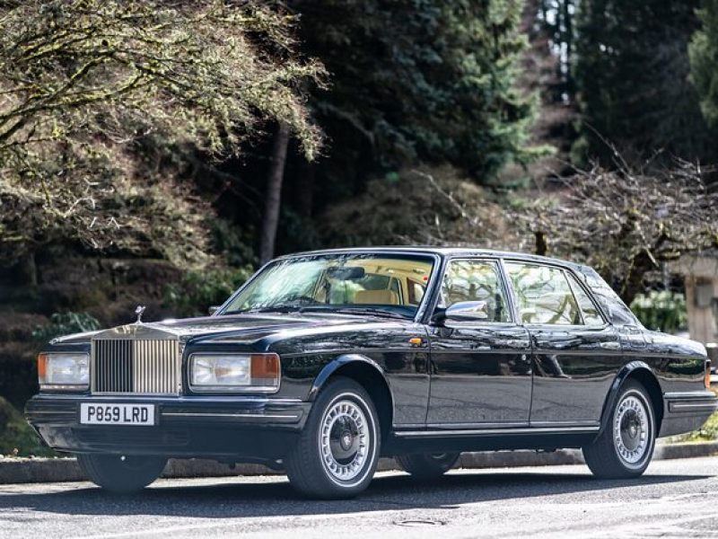 Rolls-Royce Chauffeured All-inclusive Wine Tasting Tour