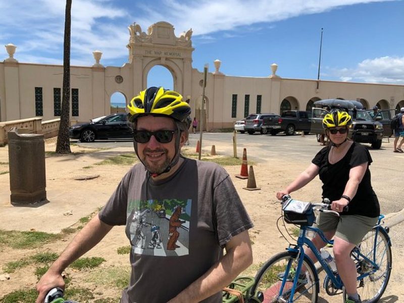 Hawaiian Food Tour by Bike in Oahu