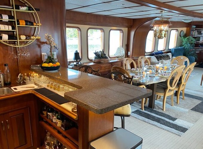 4 Course Dinner Cruise plus Eco Tour on Luxury Yacht in Sitka