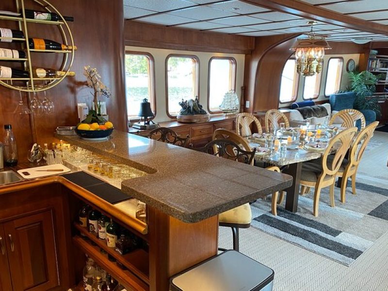 4 Course Dinner Cruise plus Eco Tour on Luxury Yacht in Sitka