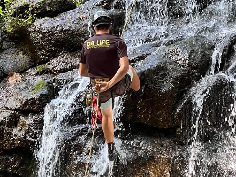 Small Group Waterfall Rappel in Lihue