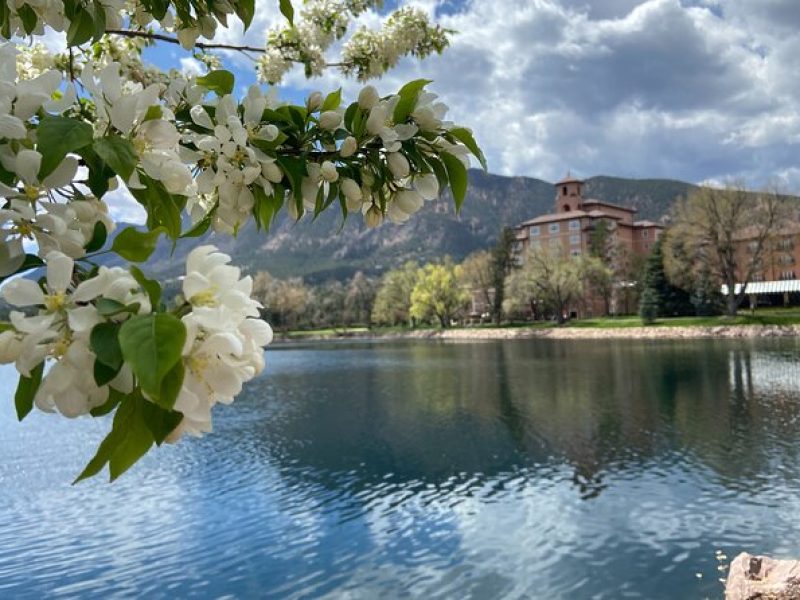 Garden of the Gods & Manitou Springs Driving Tour