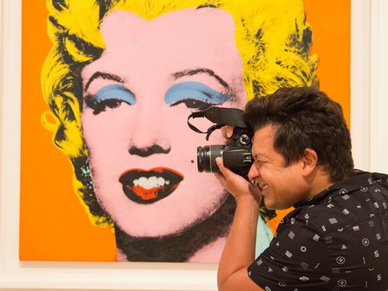 Instagram Photo Tour and Art Walk at The Art Institute in Chicago