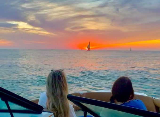 Private 2 Hours Sunset Cruise Tour in USA