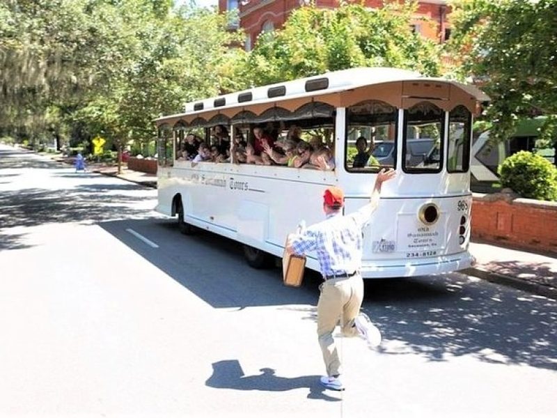 Hop-On Hop-Off Sightseeing Trolley Tour of Savannah