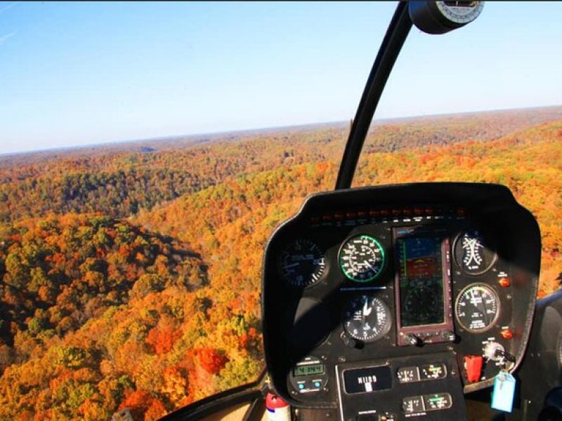 Scenic River & Nature Helicopter Tour from Nashville