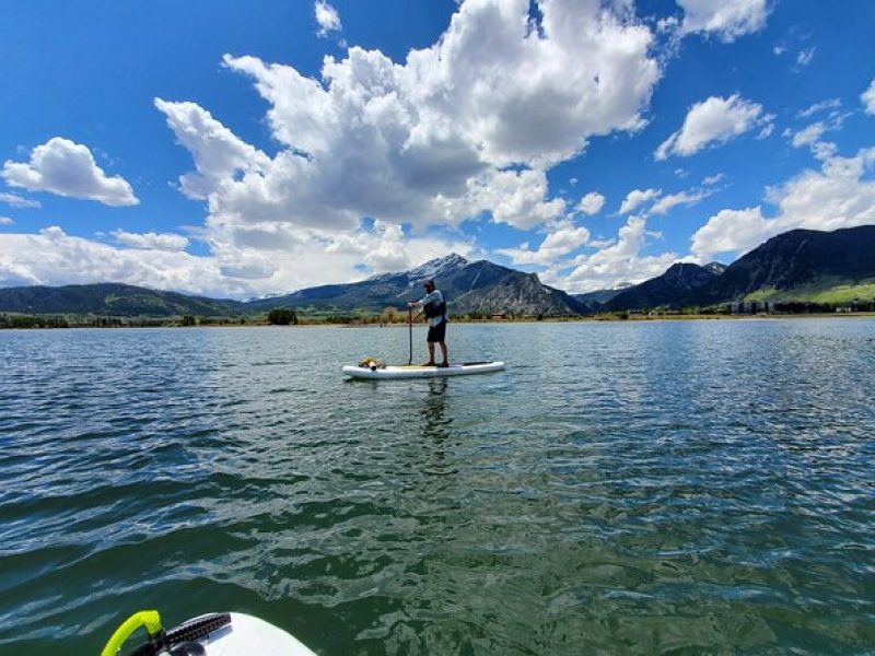 Guided Paddleboard Tour: Lake Dillon's Islands near Breckenridge