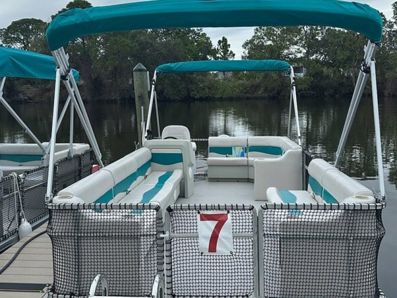 12 Passenger Pontoon Rental