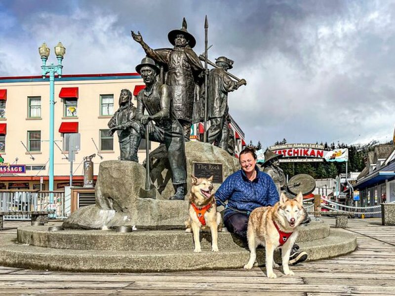 Husky Tales and Feats Tour in Ketchikan