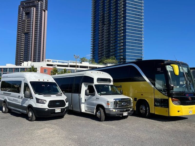 Private Island Tours and Charters through the Island of Oahu