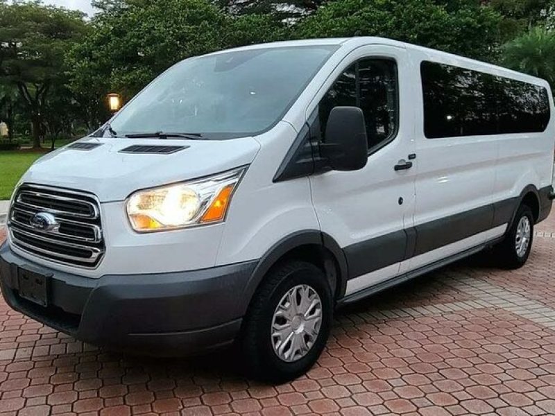 West Palm Beach group transportation 2 to 14 persons