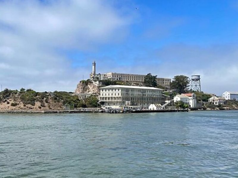 Alcatraz Island Tour with Bike Rental