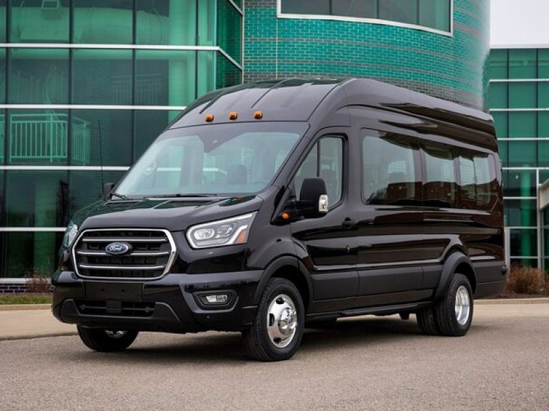 Round Trip Private Transfer Las Vegas Airport to Las Vegas by Ford Transit