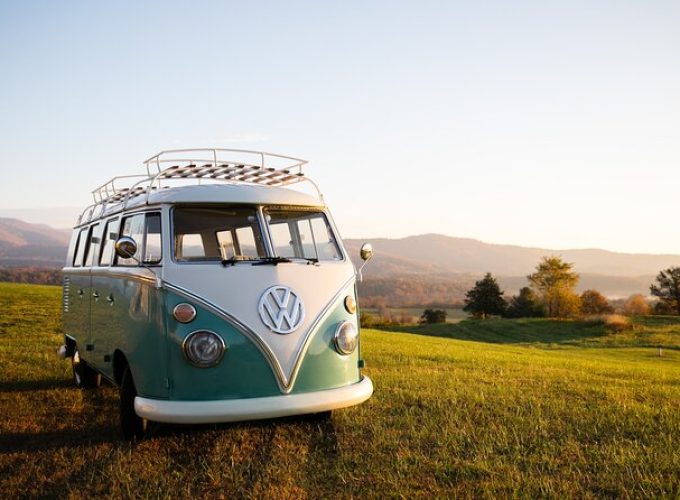 Vintage VW Private Wine Tour in Virginia's Countryside