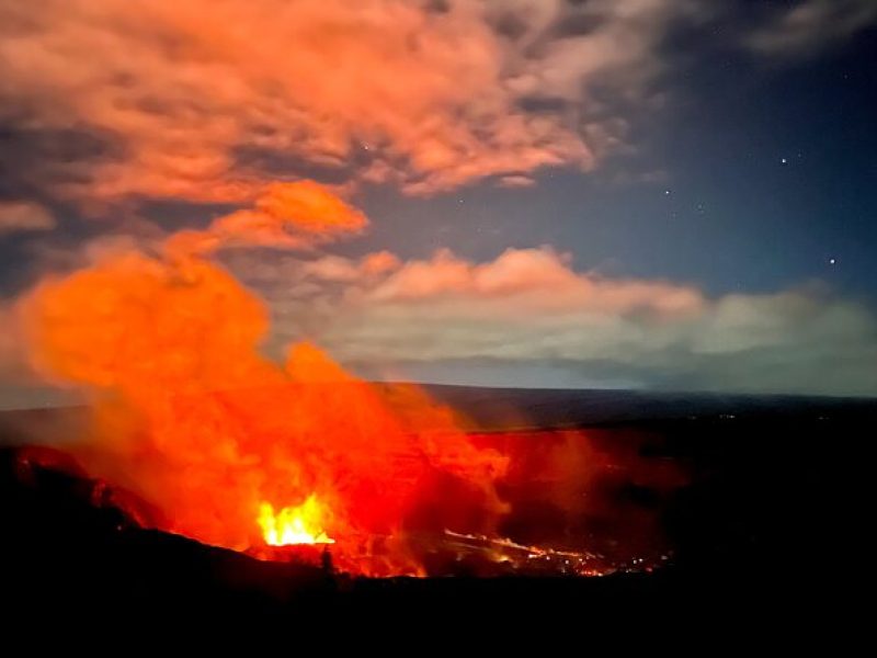 Private Big Island Tour: Coffee, Beaches, Volcanos, Waterfalls