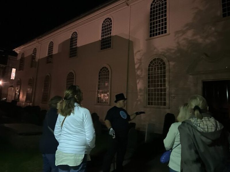 Walking Ghost Tour Through Newport RI